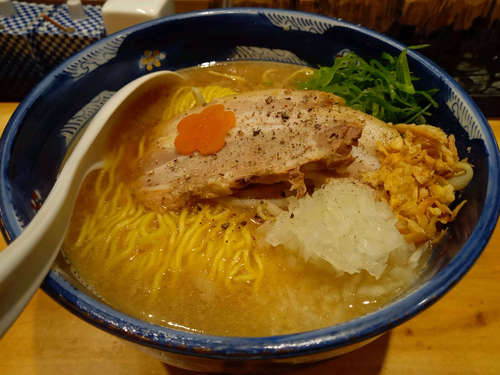 なかご(赤坂見附/永田町)純粋豚そば 背脂焦がし醤油 大盛@202110.jpg