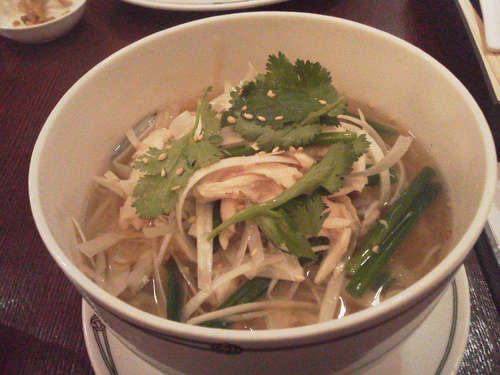 紫玉蘭(麻布十番)ランチ鶏そば.jpg