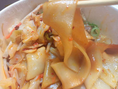 西安風うま辛香油麺ビャンビャン麺（セブンイレブン）�B202012.jpg