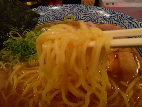 赤坂麺道いってつ(赤坂/永田町)らーめんB202107.jpg
