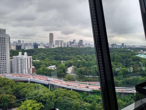 VIEW & DINING THE SKY(永田町・ホテルニューオータニ)景色A202207.jpg